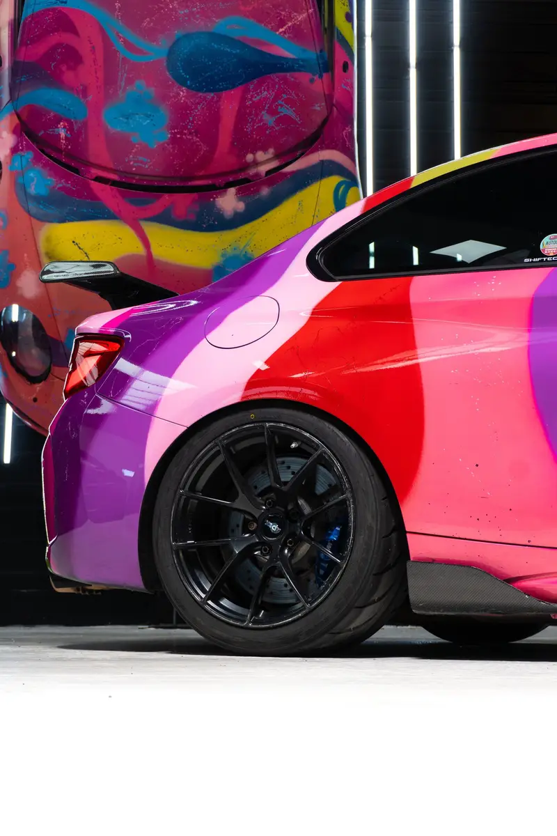 BEM2 — BMW M2 mascotte BEMA