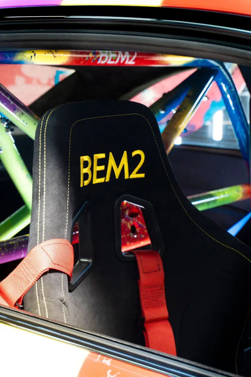 BEM2 — BMW M2 mascotte BEMA