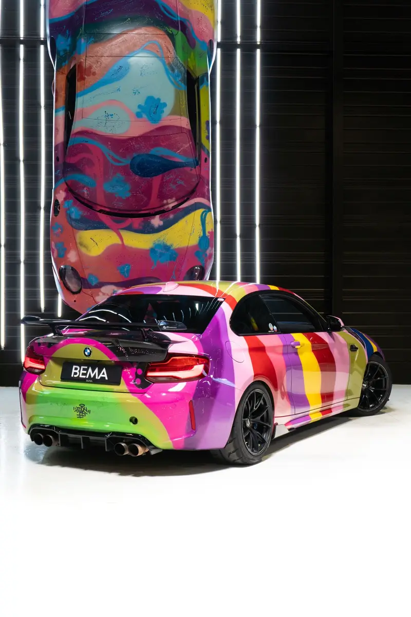BEM2 — BMW M2 mascotte BEMA